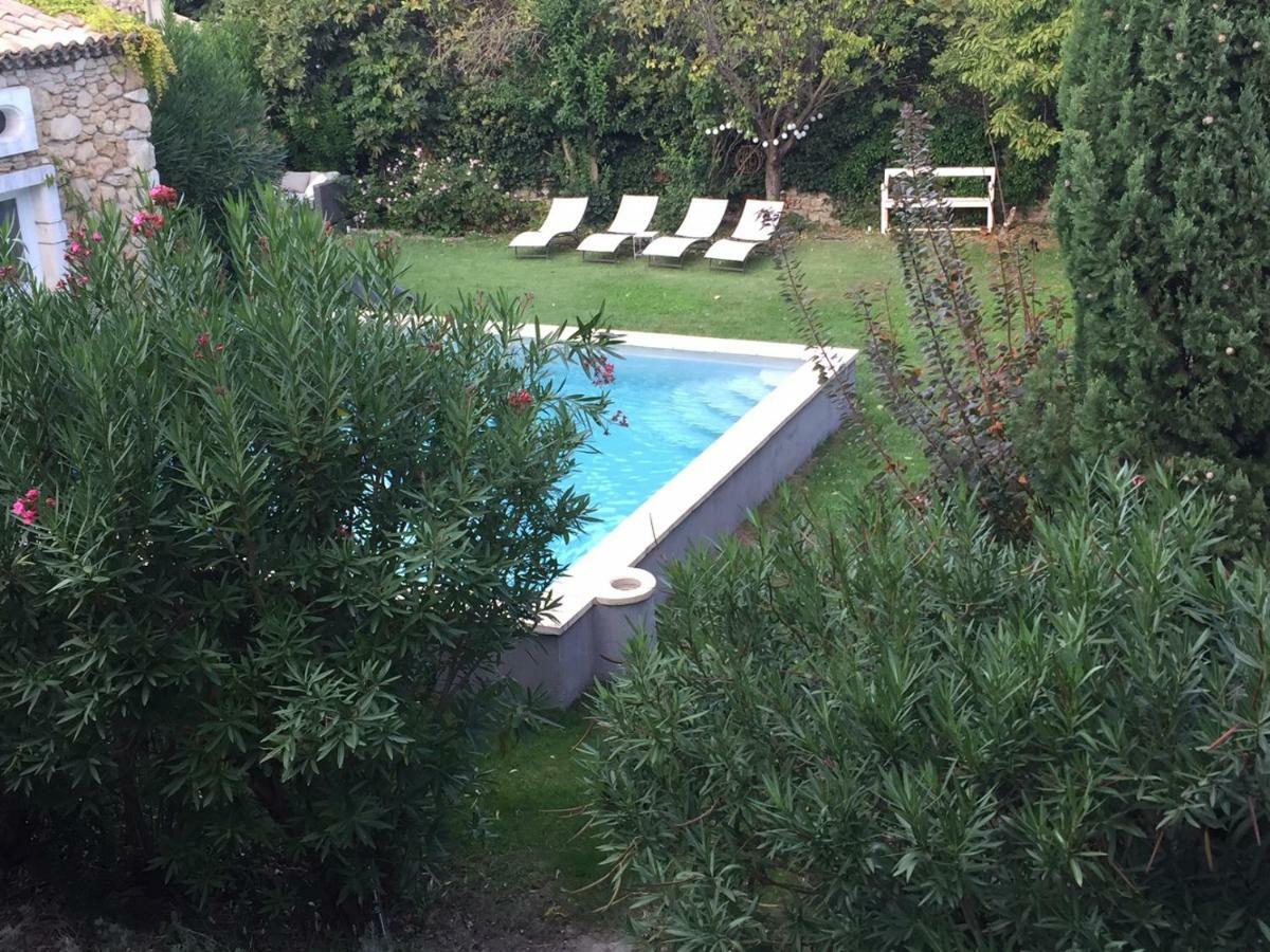 Bed and Breakfast Les Aiguieres En Provence Suze-la-Rousse Exterior foto