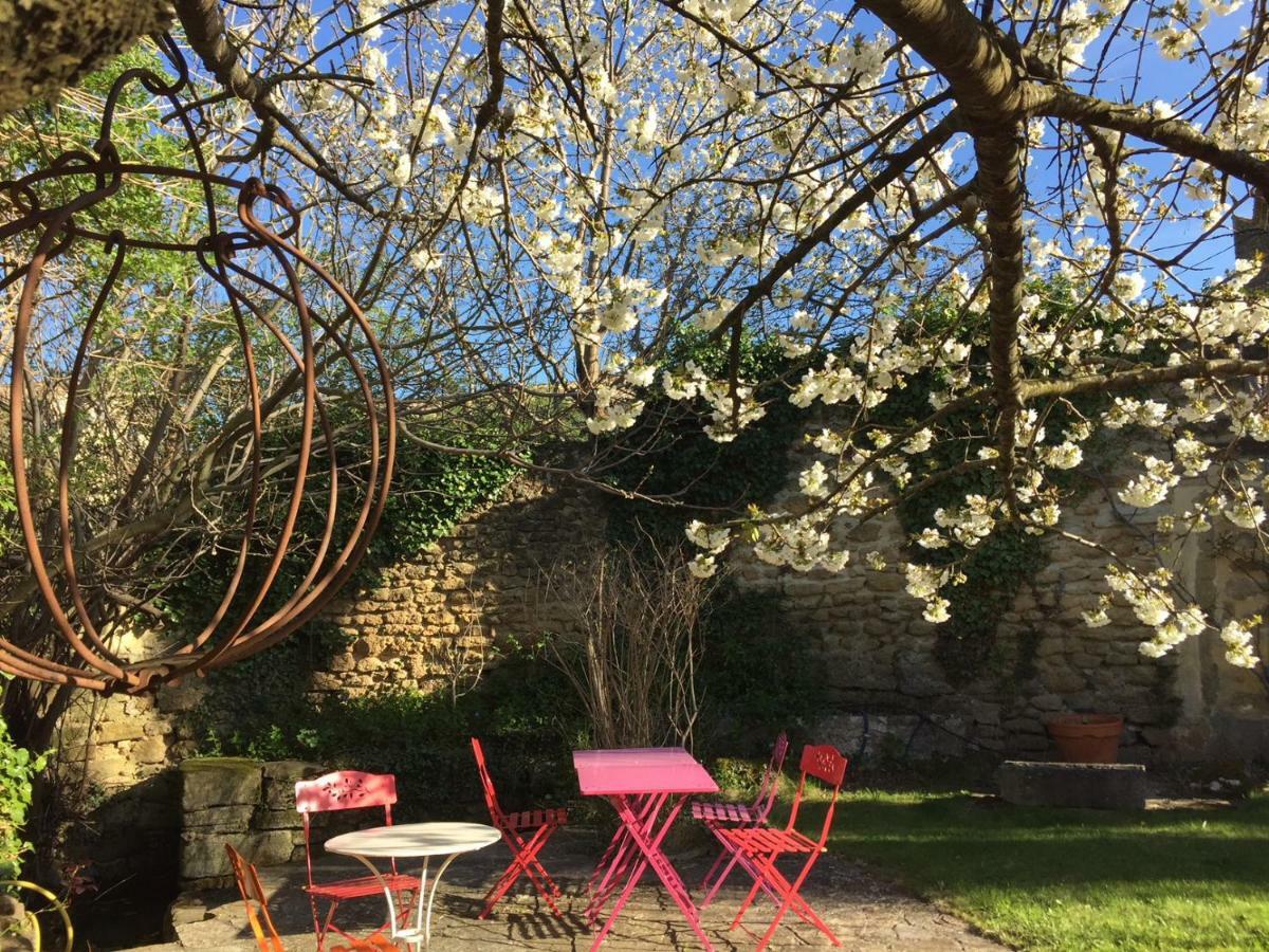 Bed and Breakfast Les Aiguieres En Provence Suze-la-Rousse Exterior foto