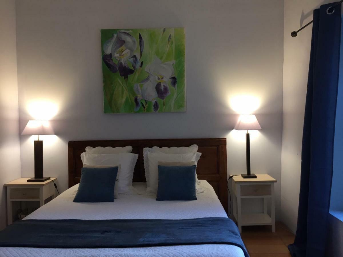 Bed and Breakfast Les Aiguieres En Provence Suze-la-Rousse Exterior foto